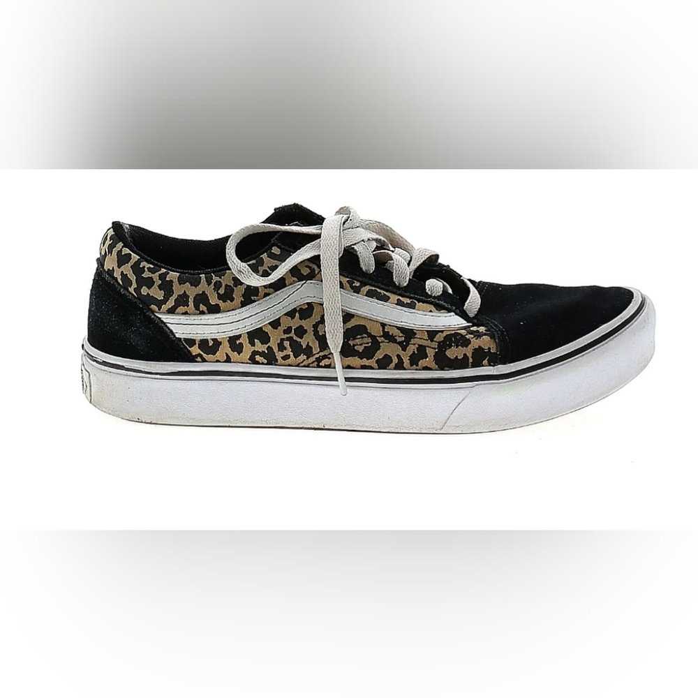 Vans leopard print sneakers size 6